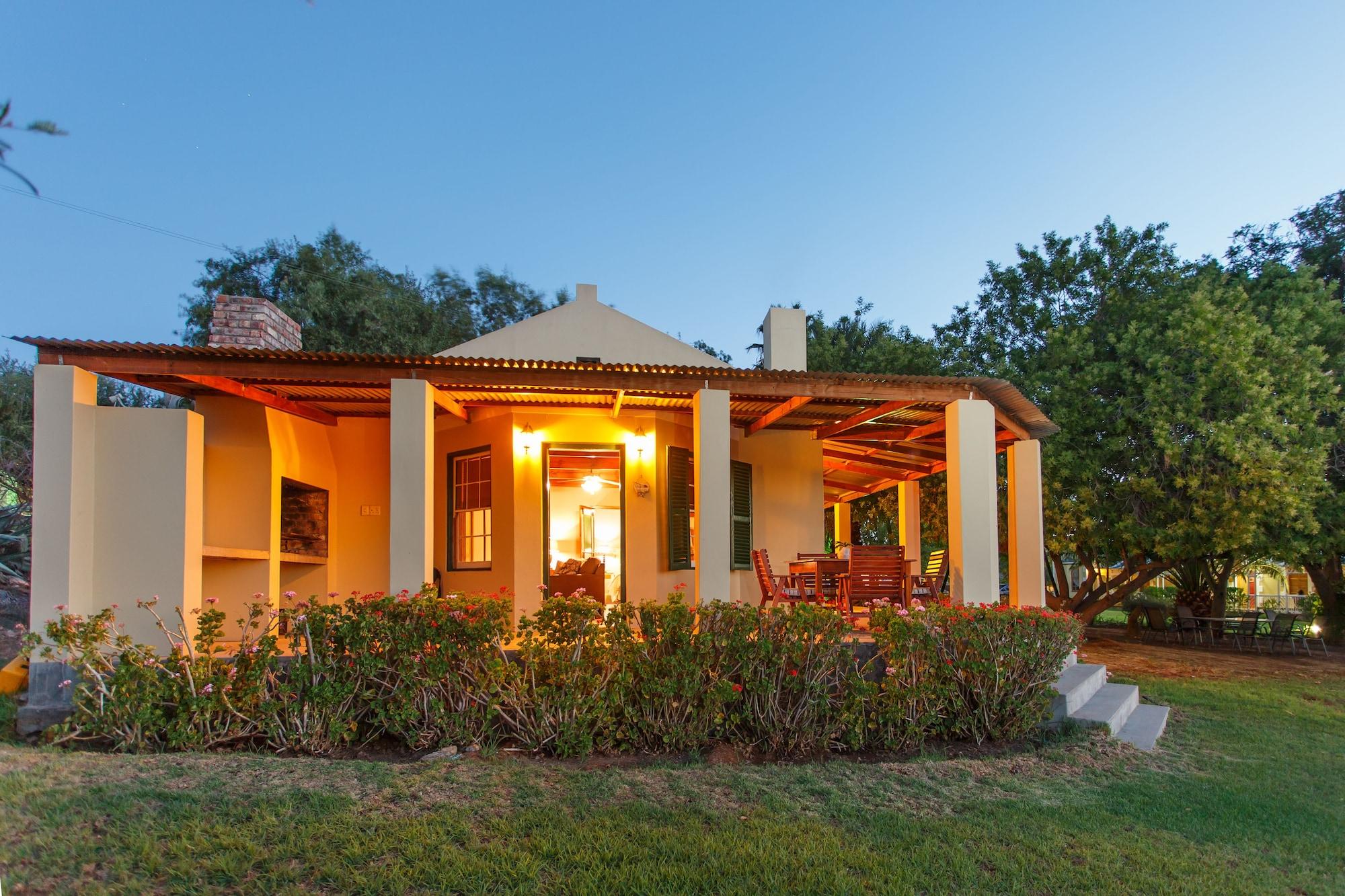 De Denne Country Guest House Oudtshoorn Ngoại thất bức ảnh