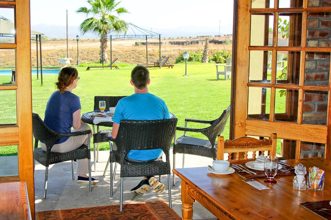 De Denne Country Guest House Oudtshoorn Ngoại thất bức ảnh